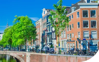 How to Find a Job Abroad in 2025